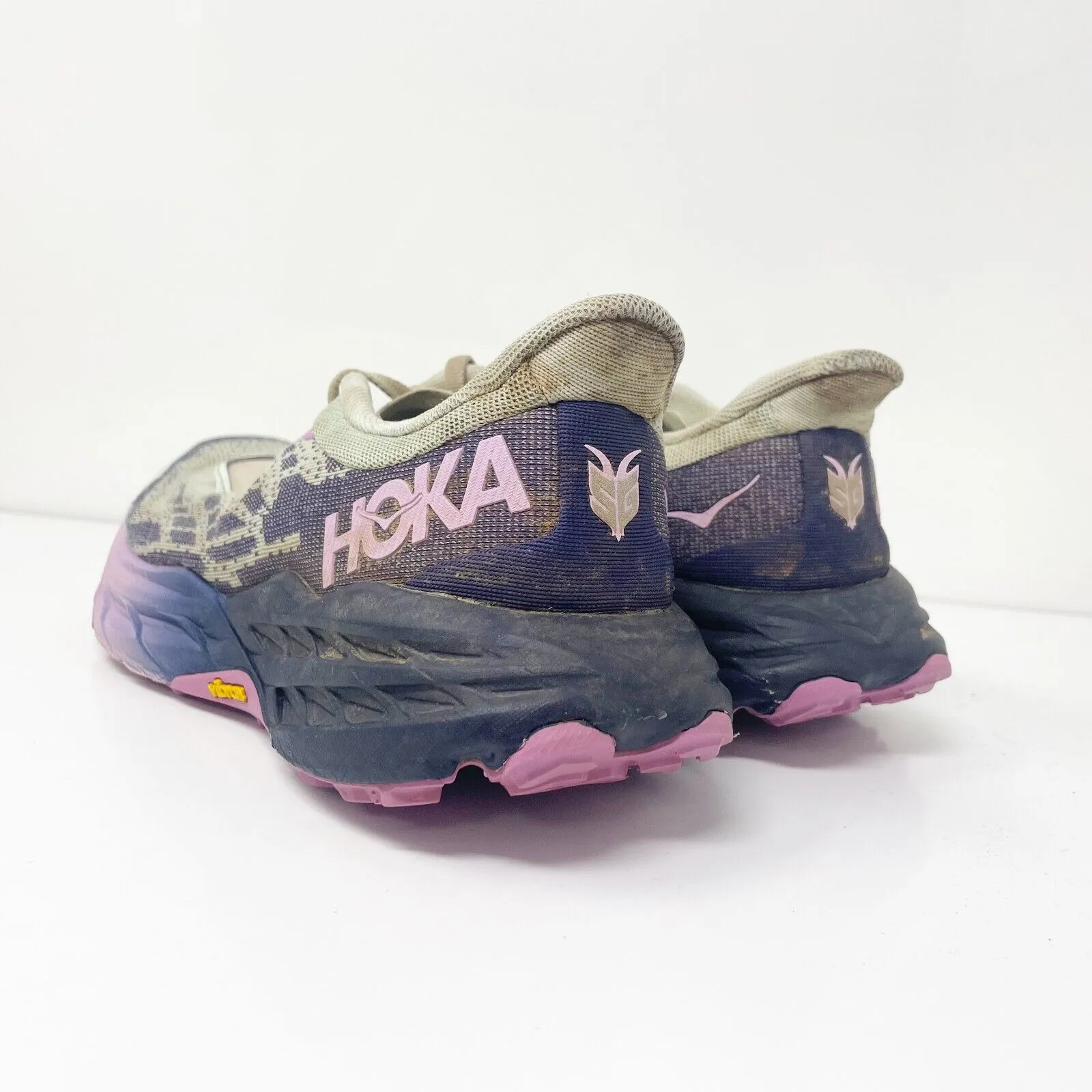 Hoka One One Womens Speedgoat 5 1123158 SONS Gray Running Shoes Sneakers 8.5 B