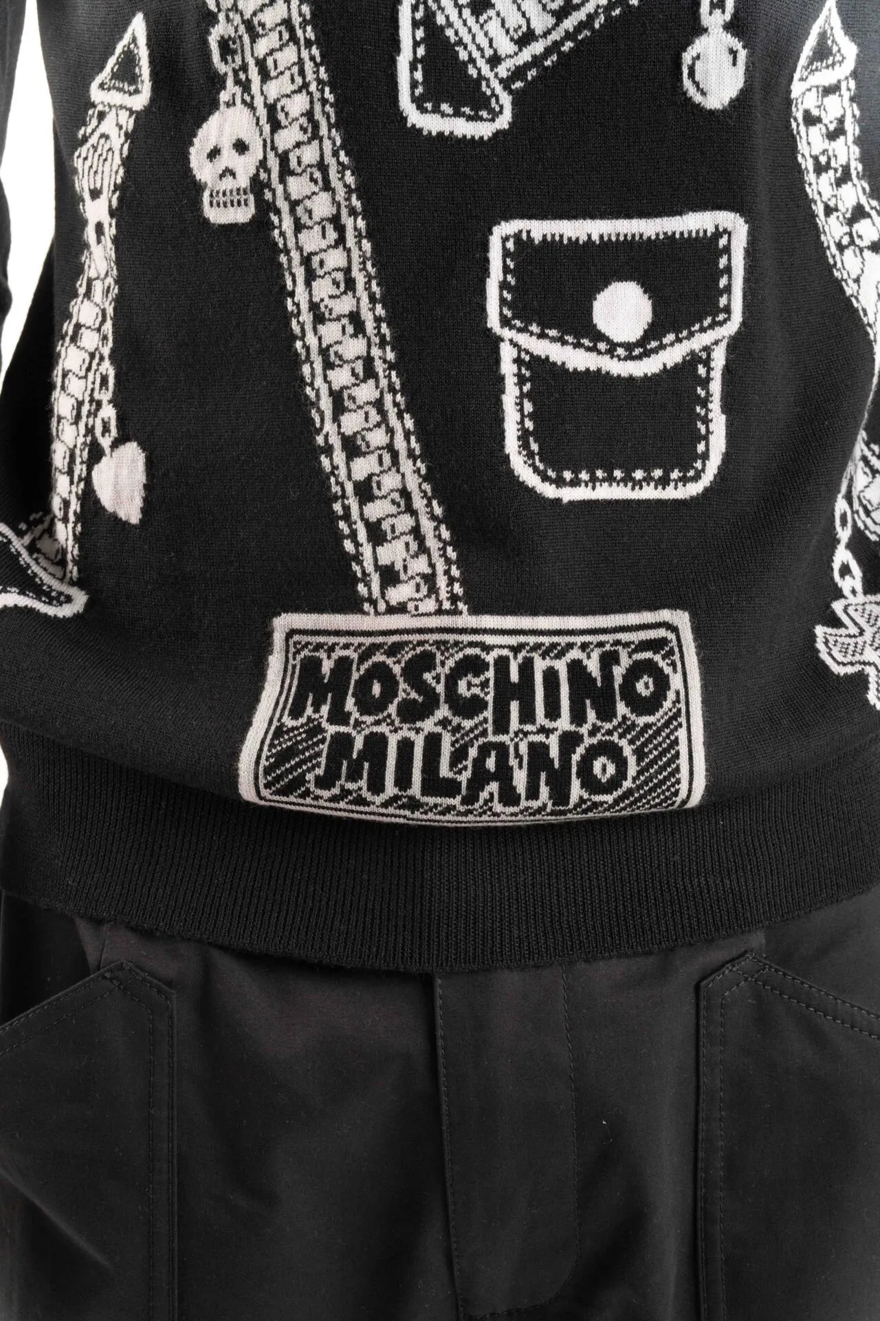 Moschino Men’s Sweater A0906 7000 2555