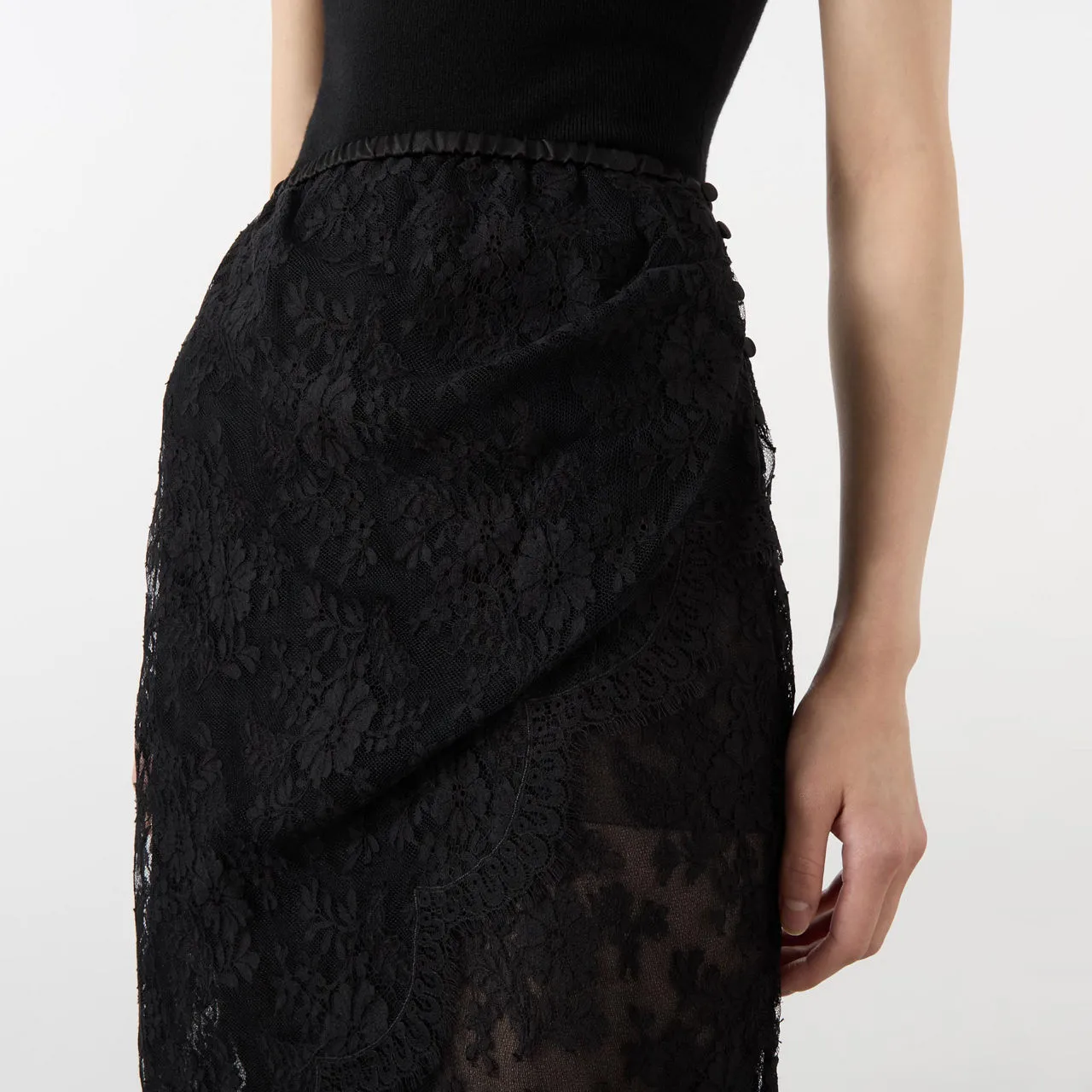 SAINT LAURENT Floral Lace Pencil Skirt - Black