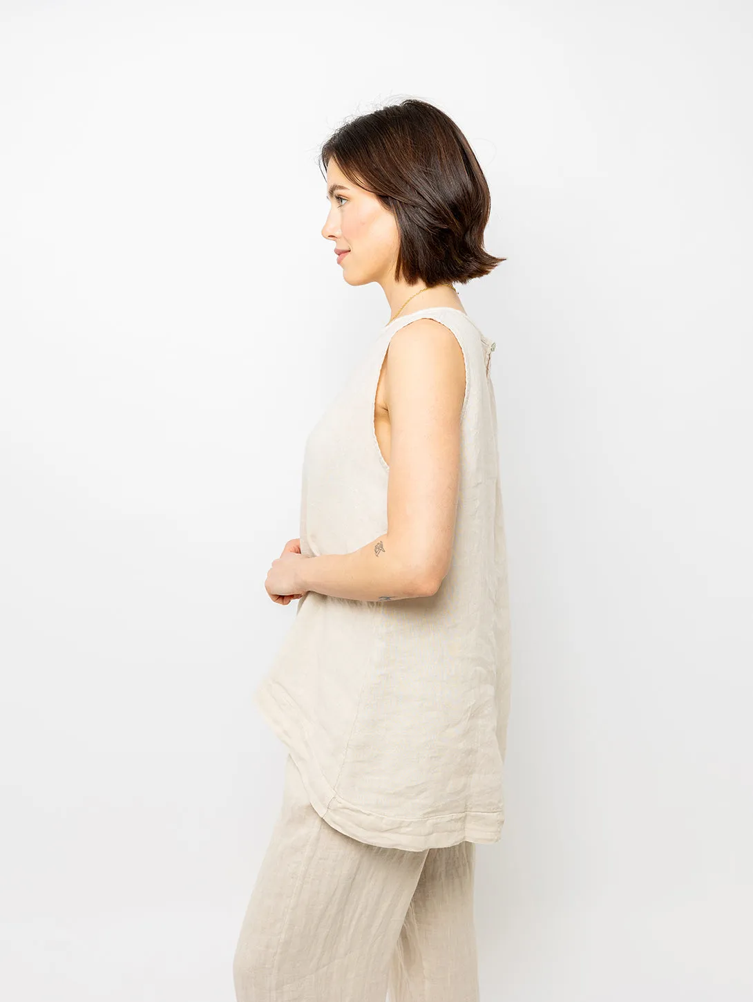 Sleeveless Linen Top - Nude