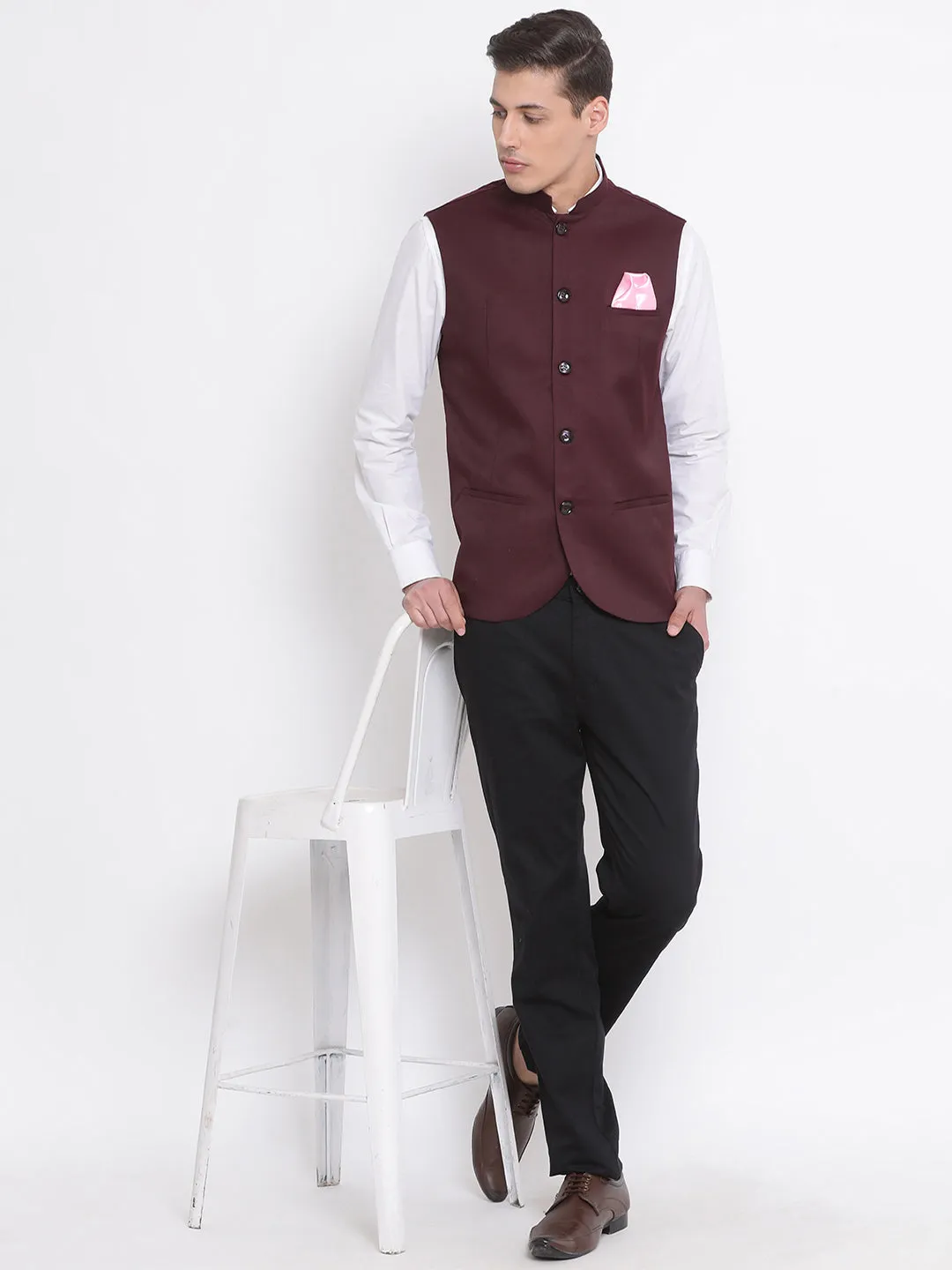 VASTRAMAY Men's Maroon Cotton Blend Twill Nehru Jacket